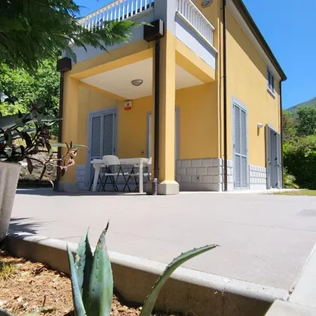 Tiziana 别墅 Podenzana